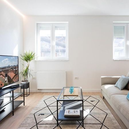 Design 2Bdr Apartment Near City Center Zagreb Ngoại thất bức ảnh