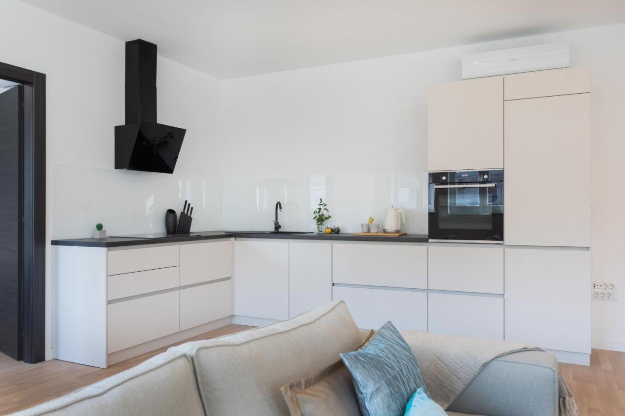 Design 2Bdr Apartment Near City Center Zagreb Ngoại thất bức ảnh